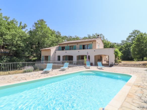 4 Bedroom Villa/House in St Paul En Foret 16