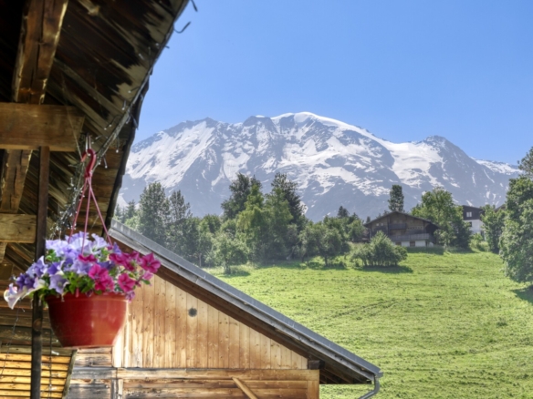 6 Bedroom Chalet in St Gervais 22