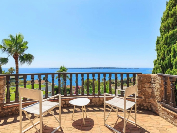8 Bedroom Villa/House in Cannes 20