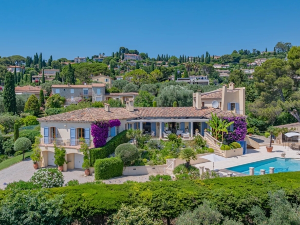6 Bedroom Villa/House in Mougins 4