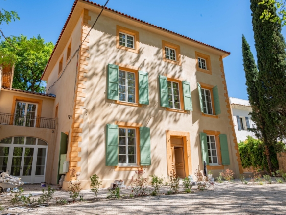 4 Bedroom Apartment in Aix En Provence 30