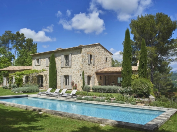 4 Bedroom Villa/House in Tourrettes 26