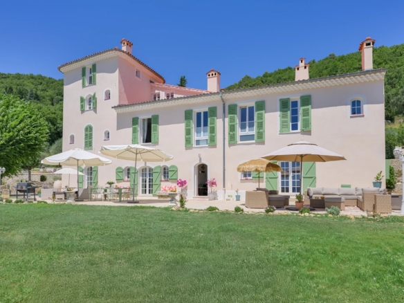 10 Bedroom Villa/House in Magagnosc 24