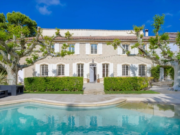 5 Bedroom Villa/House in Marseille 10