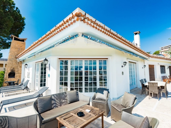 6 Bedroom Villa/House in Nice 8