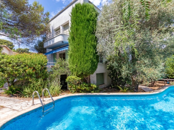 4 Bedroom Villa/House in Cap D Antibes 36