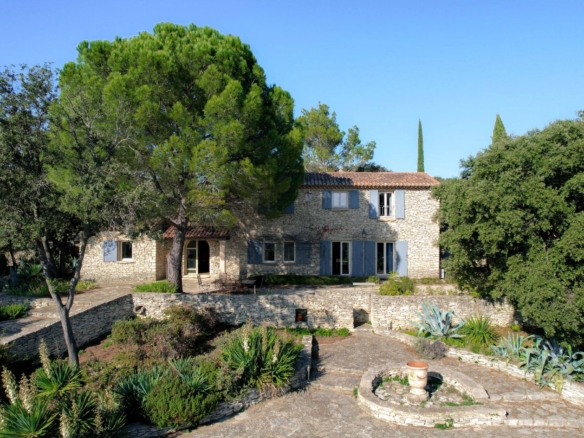 8 Bedroom Villa/House in Uzes 24