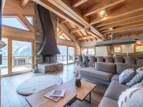 8 Bedroom Chalet in Les Deux Alpes 4