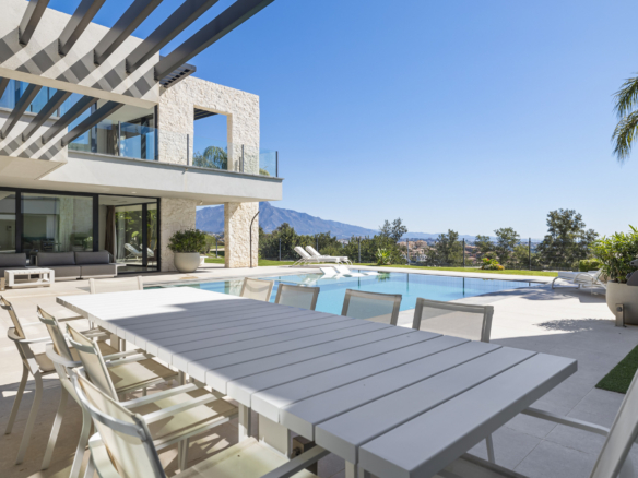 5 Bedroom Villa/House in Benahavís 16