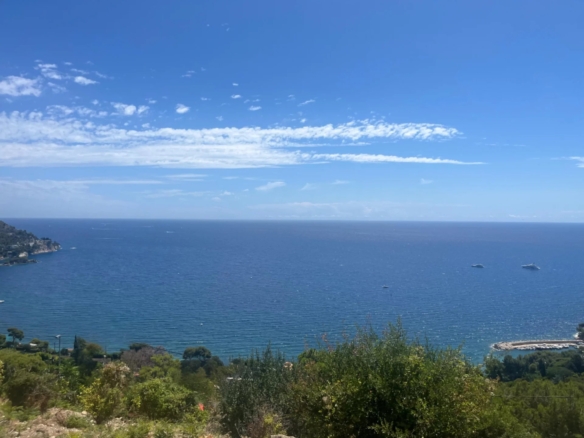 Land in Eze 9