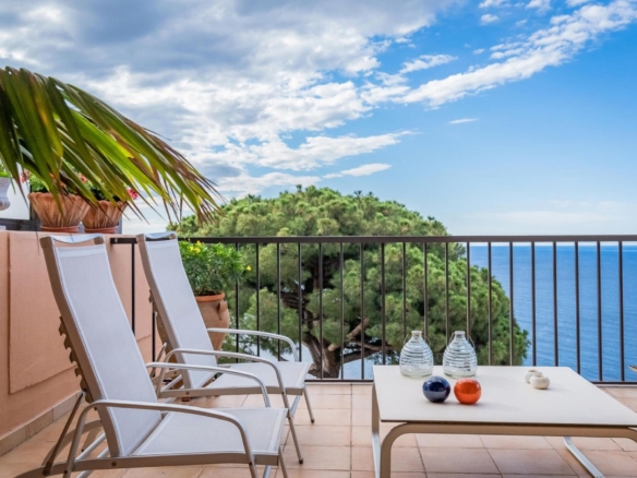 2 Bedroom Apartment in Llafranc 2