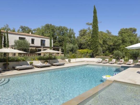 12 Bedroom Villa/House in Valbonne 58