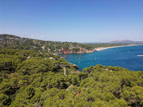 4 Bedroom Villa/House in Begur 6