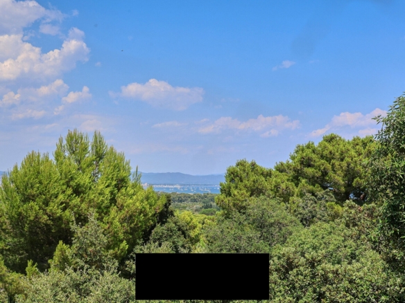 5 Bedroom Villa/House in Hyeres 22