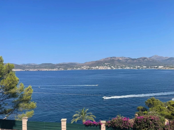 2 Bedroom Villa/House in Santa Ponsa 12