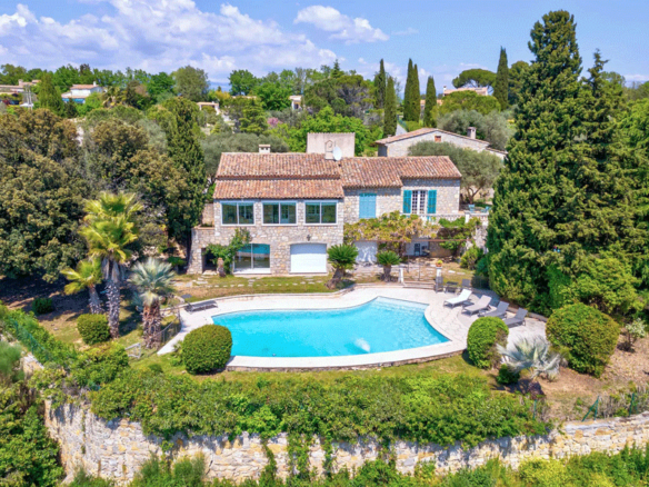 5 Bedroom Villa/House in Montauroux 24