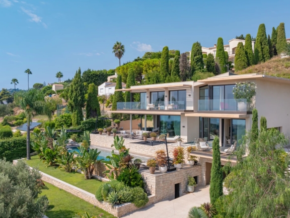 5 Bedroom Villa/House in Le Golfe Juan 20