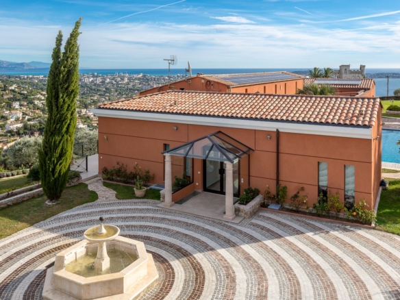 6 Bedroom Villa/House in Cannes 20