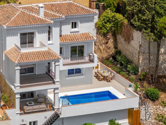 5 Bedroom Villa/House in Torreblanca 4