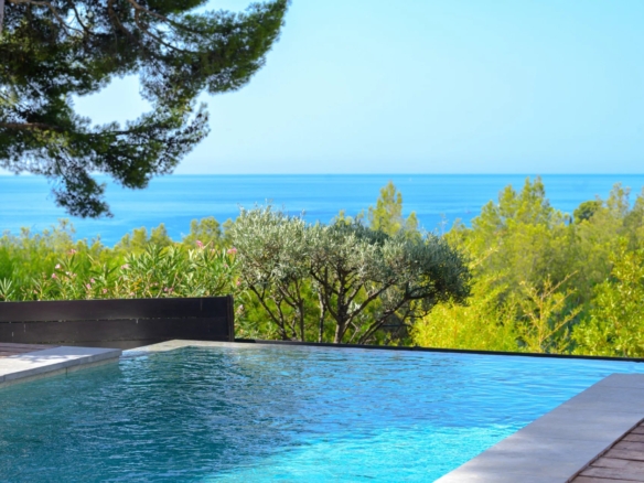 4 Bedroom Villa/House in Cassis 10