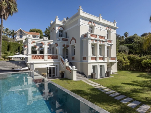 4 Bedroom Villa/House in Cap D Antibes 28