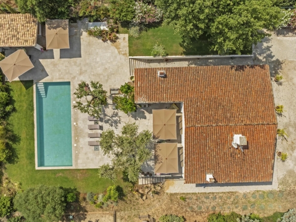 6 Bedroom Villa/House in Grimaud 18