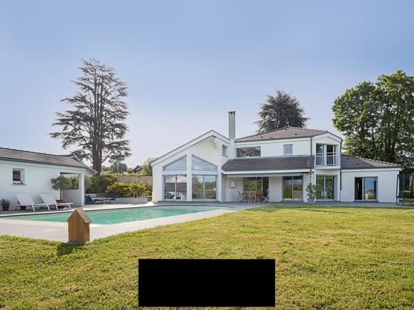 5 Bedroom Villa/House in Nernier 20
