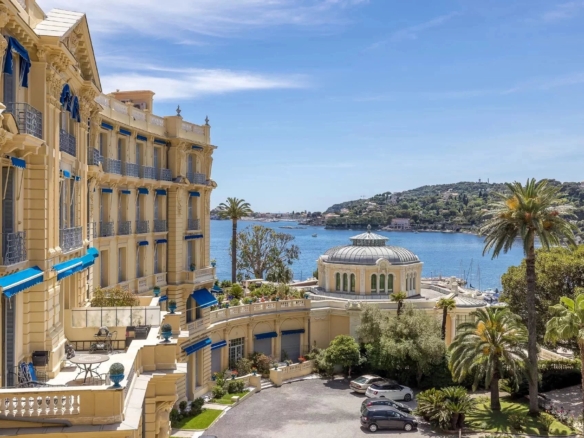 4 Bedroom Apartment in Beaulieu Sur Mer 7