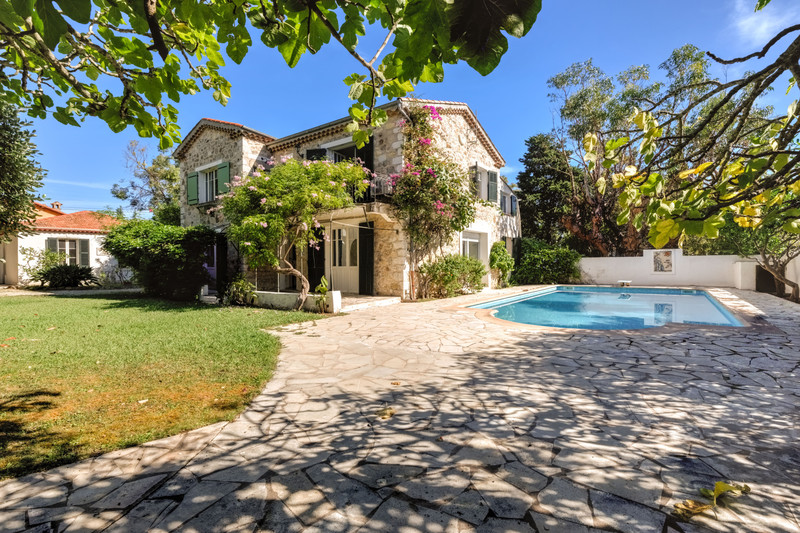 4 Bedroom Villa/House in Cap D Antibes 6