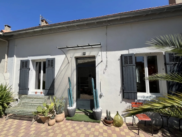 3 Bedroom Villa/House in Eygalieres 14