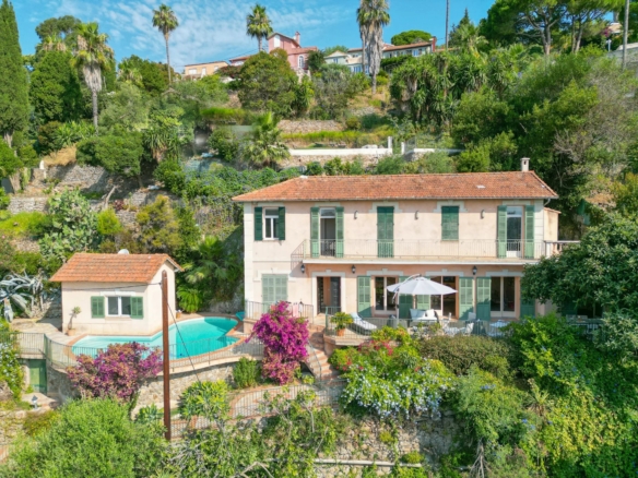 4 Bedroom Villa/House in Le Golfe Juan 2