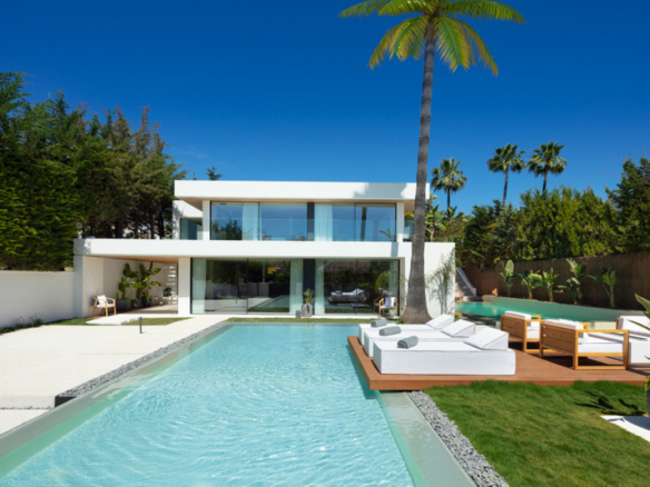 4 Bedroom Villa/House in Nueva Andalucía 14