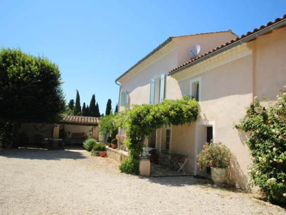 5 Bedroom Villa/House in Caromb 10