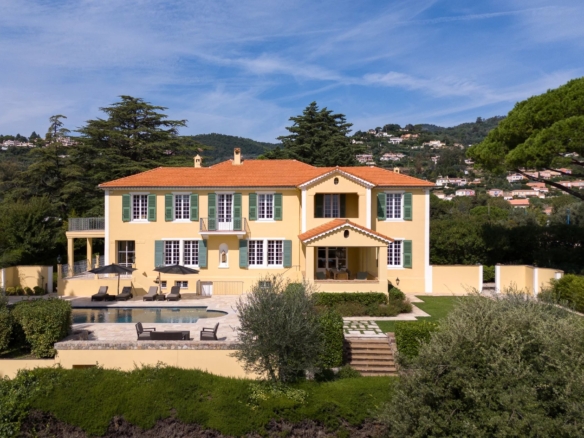6 Bedroom Villa/House in Mandelieu La Napoule 10