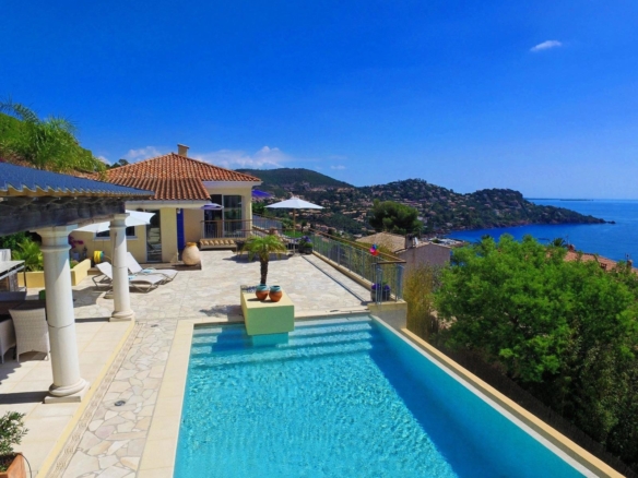 3 Bedroom Villa/House in Theoule Sur Mer 5
