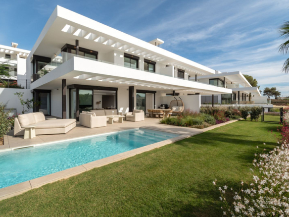 4 Bedroom Villa/House in Santa Clara 20
