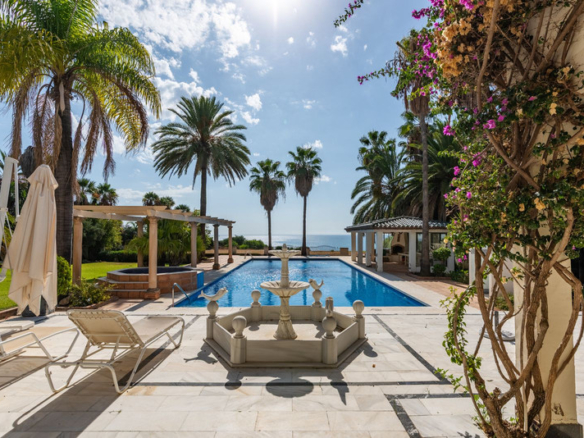 4 Bedroom Villa/House in Estepona 28