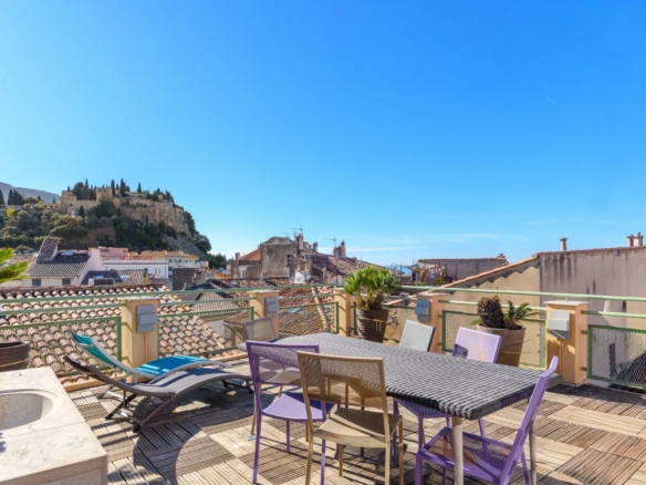 Villa/House in Cassis 3
