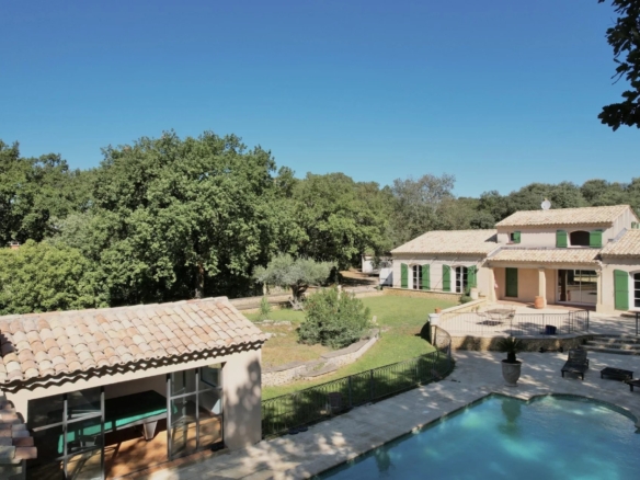 4 Bedroom Villa/House in Uzes 32