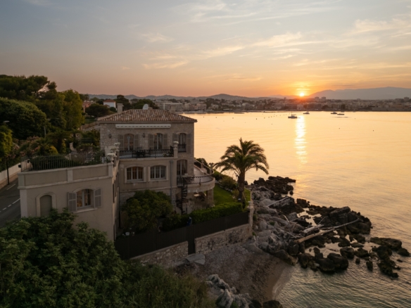 5 Bedroom Villa/House in Cap D Antibes 28