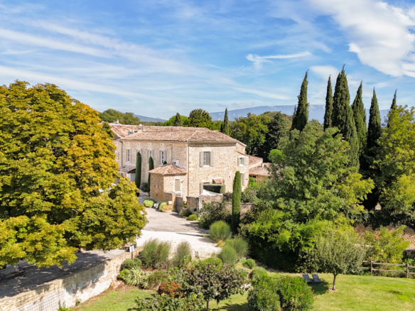 7 Bedroom Villa/House in Grignan 10