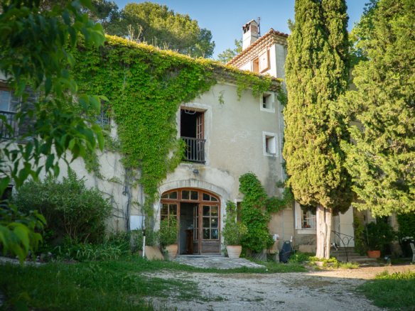 8 Bedroom Castle/Estates in L Isle Sur La Sorgue 8