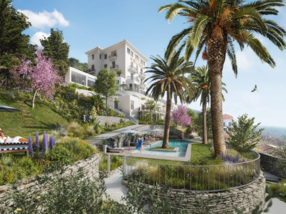 4 Bedroom Apartment in Grasse 2
