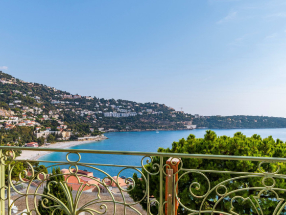 6 Bedroom Villa/House in Roquebrune Cap Martin 24