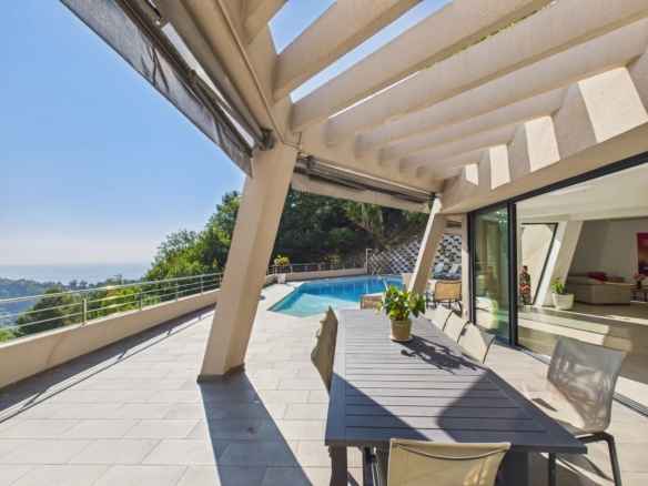 4 Bedroom Villa/House in Menton 14