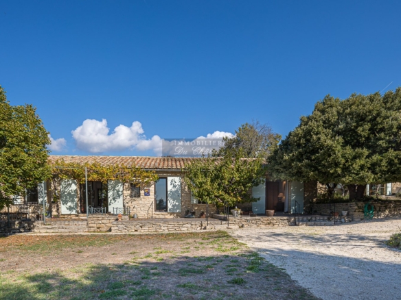 4 Bedroom Villa/House in Gordes 30