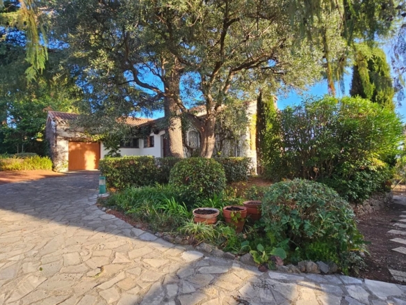 3 Bedroom Villa/House in Cannes 18