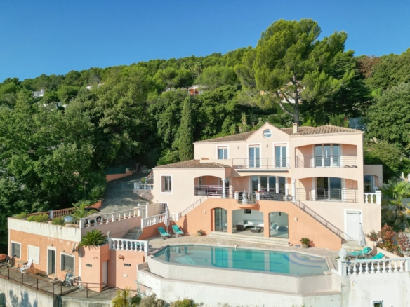 7 Bedroom Villa/House in Cannes 22