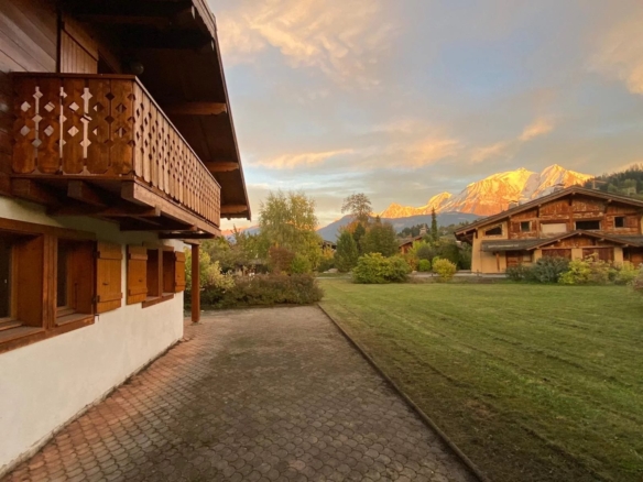 5 Bedroom Chalet in Combloux 34
