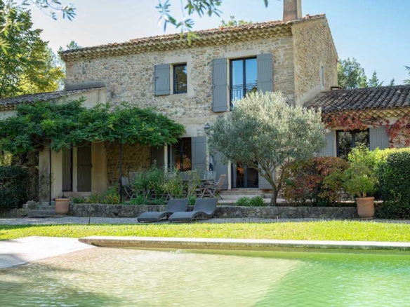 6 Bedroom Villa/House in St Marc Jaumegarde 4